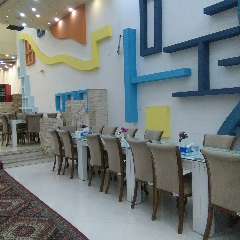 Fanoos Aras Traditional Cafe