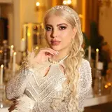 mahnesa beauty