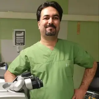 جراح ومتخصص چشم/دکترناصرعابدی