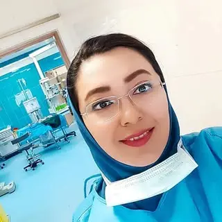دکتر نجمه کرباسی جراح و متخصص چشم‌پزشکی/لیزیک سنندج