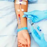 آموزش تزریقات و ژل و بوتاکس