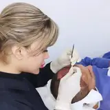 کاشت مو/ کاشت ابرو/کاشت ریش و سیبیل/ مجموعه کلینیک اهواز نوین