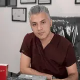 دکتر جواد ایمانی | پزشک زیبایی