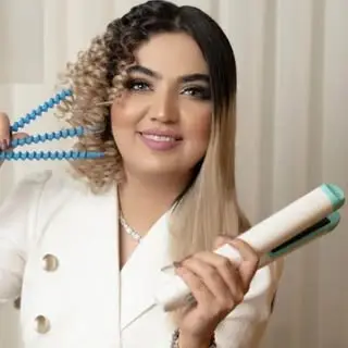 مریم زرگران| درمان اسکالپ| احیاوانواع تراپی های مو
