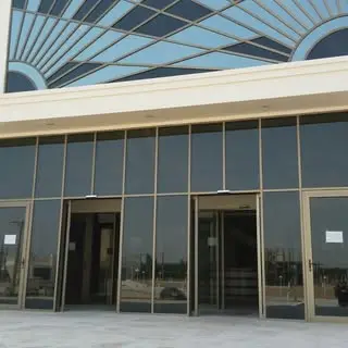 AVAN DOOR