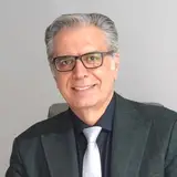 دکتر فرزاد صادق زاده|بوتاکس، فیلر،لاغری،برداشت خال و...