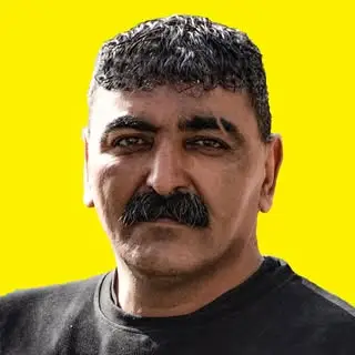 ?قاسم قنبری?
