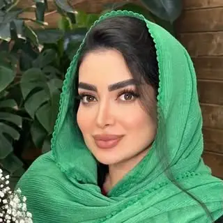 الناز میرزایی/هیرتراپیست
