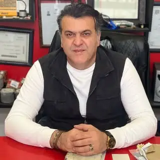 عباس خانجانیان