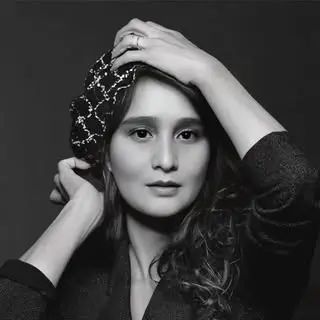 Elina Amiry