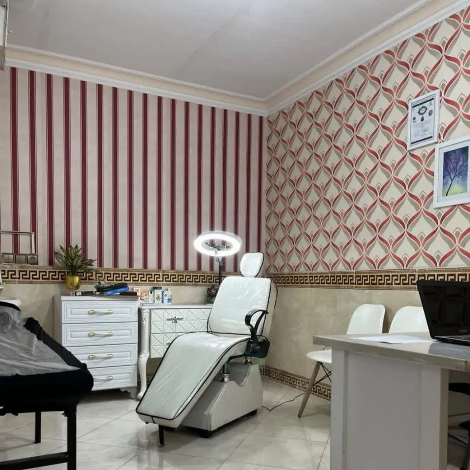 کلینیک لیزر و پزشکی ژینوس اسلامشهر
