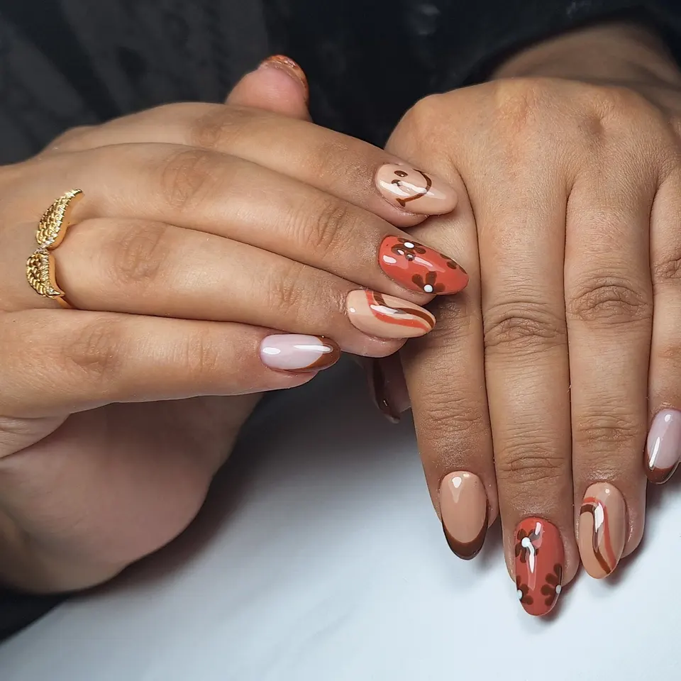 Nail salon