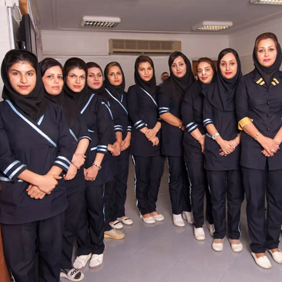 کلینیک پوست مو و زیبایی مروارید