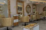 سالن خانم آرایشگر