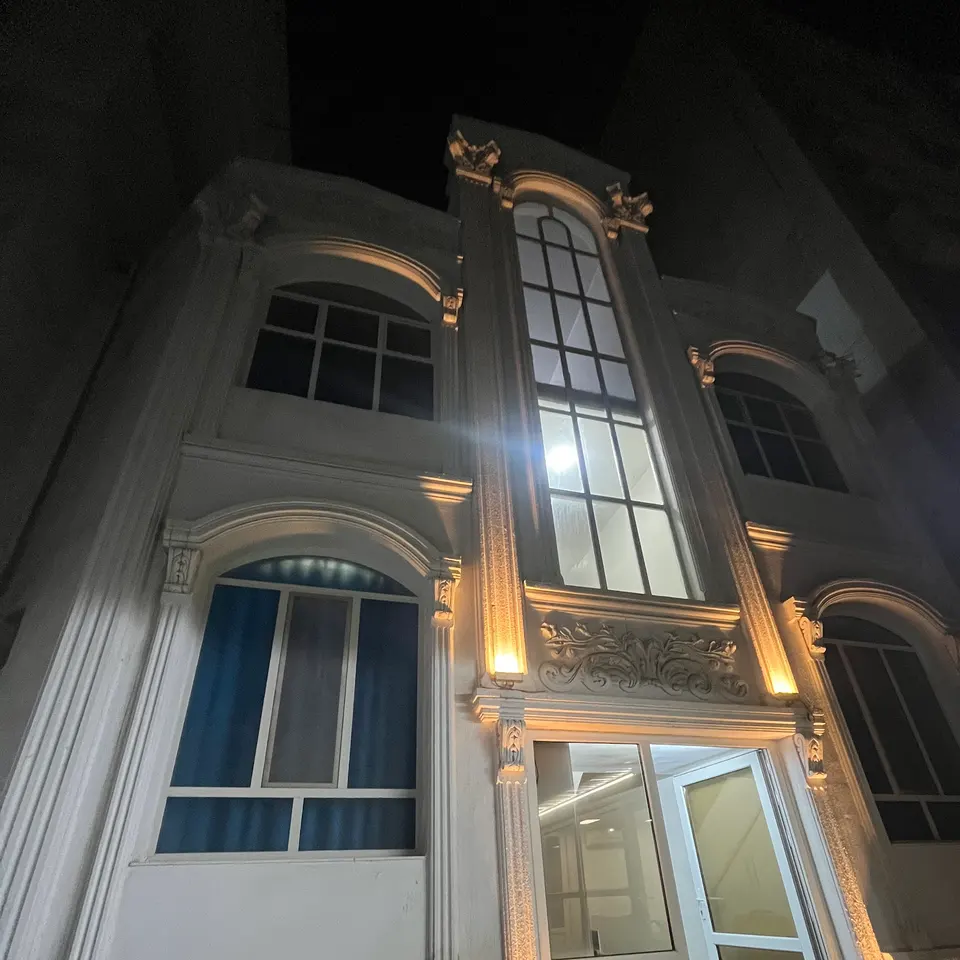 Hotel sadaf
