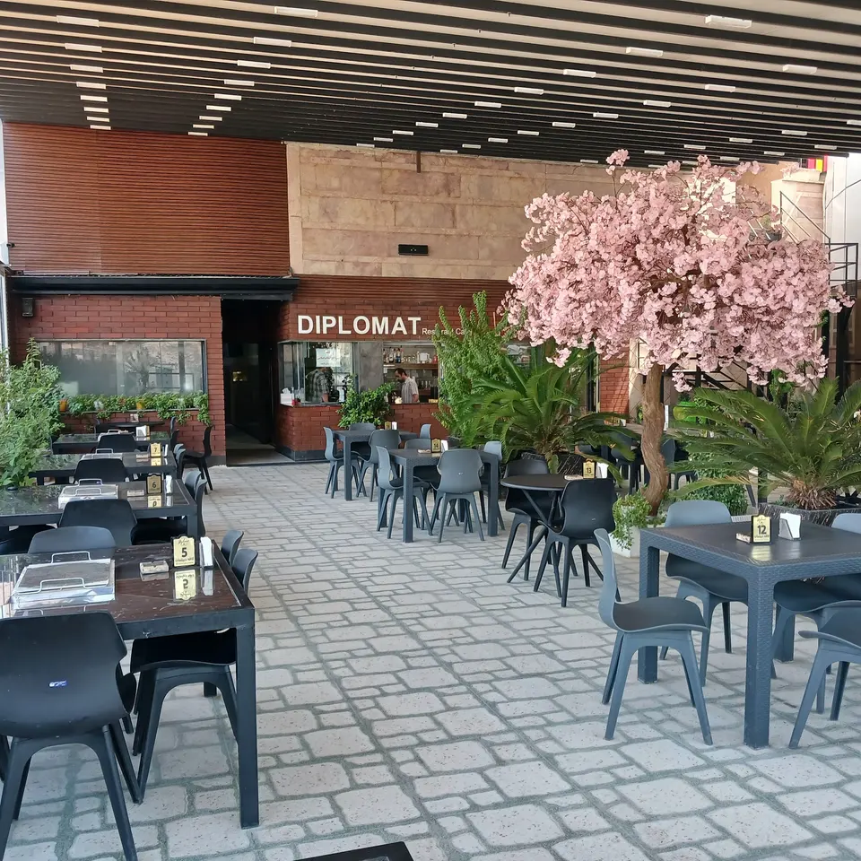 Rangin Kaman Hotel