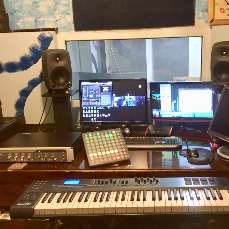 Studio12