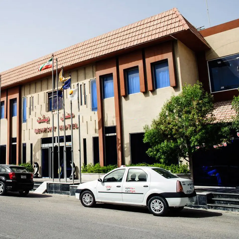 Qeshm Behesht hotel