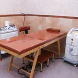 کلینیک پوست و لیزر مو ققنوس