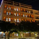 Nakoo Hotel