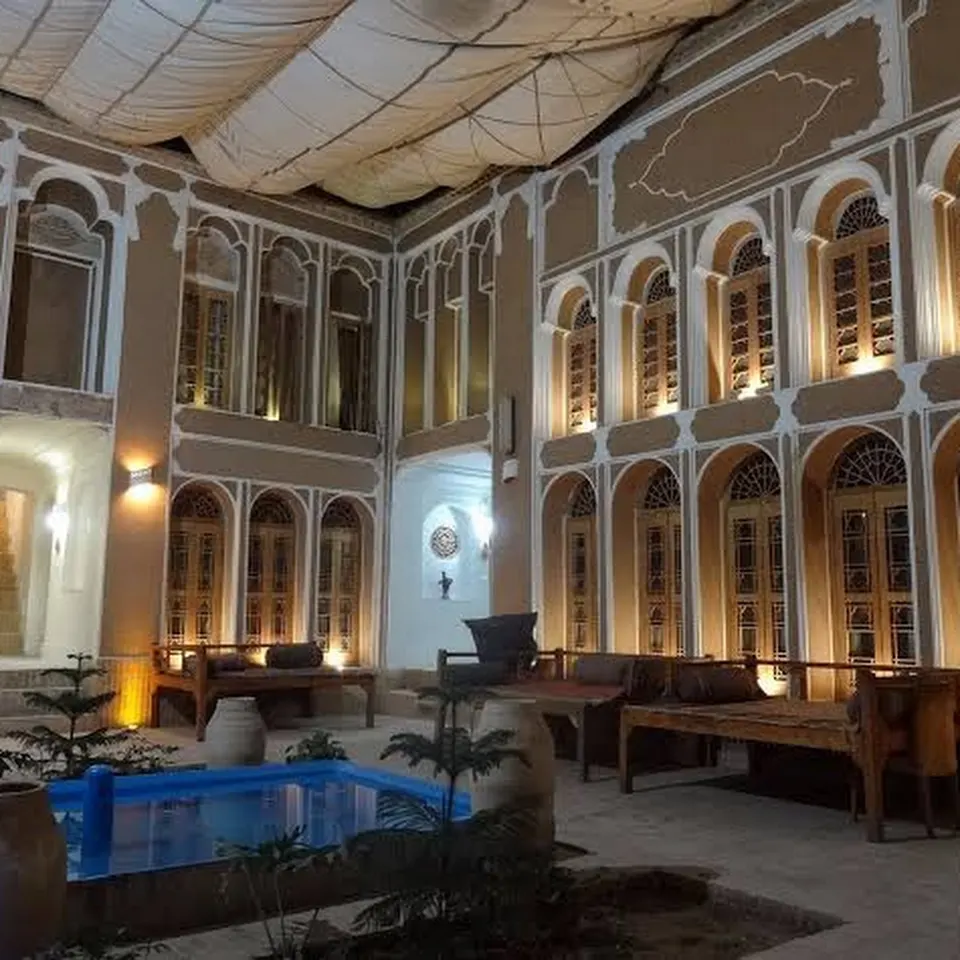 Yazd Traditional Hotel