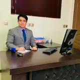 دکتر امیرجوانبخت متخصص پوست و مو