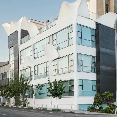Nilforoushzadeh Clinic