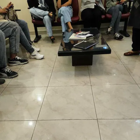 دکتر محمد مهدی صدوقی -فوق تخصص قرنیه ، چشم پزشک