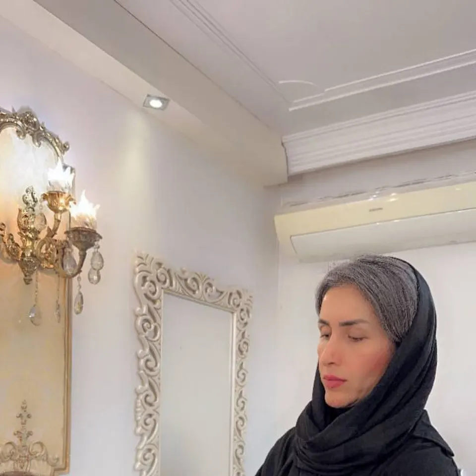 مرکز فوق تخصصی کراتین و احیای مو