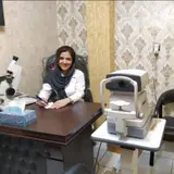 معاینه چشم کلینیک شاینا،اپتومتریست سیمین سهرابی