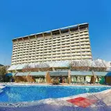 Laleh Hotel
