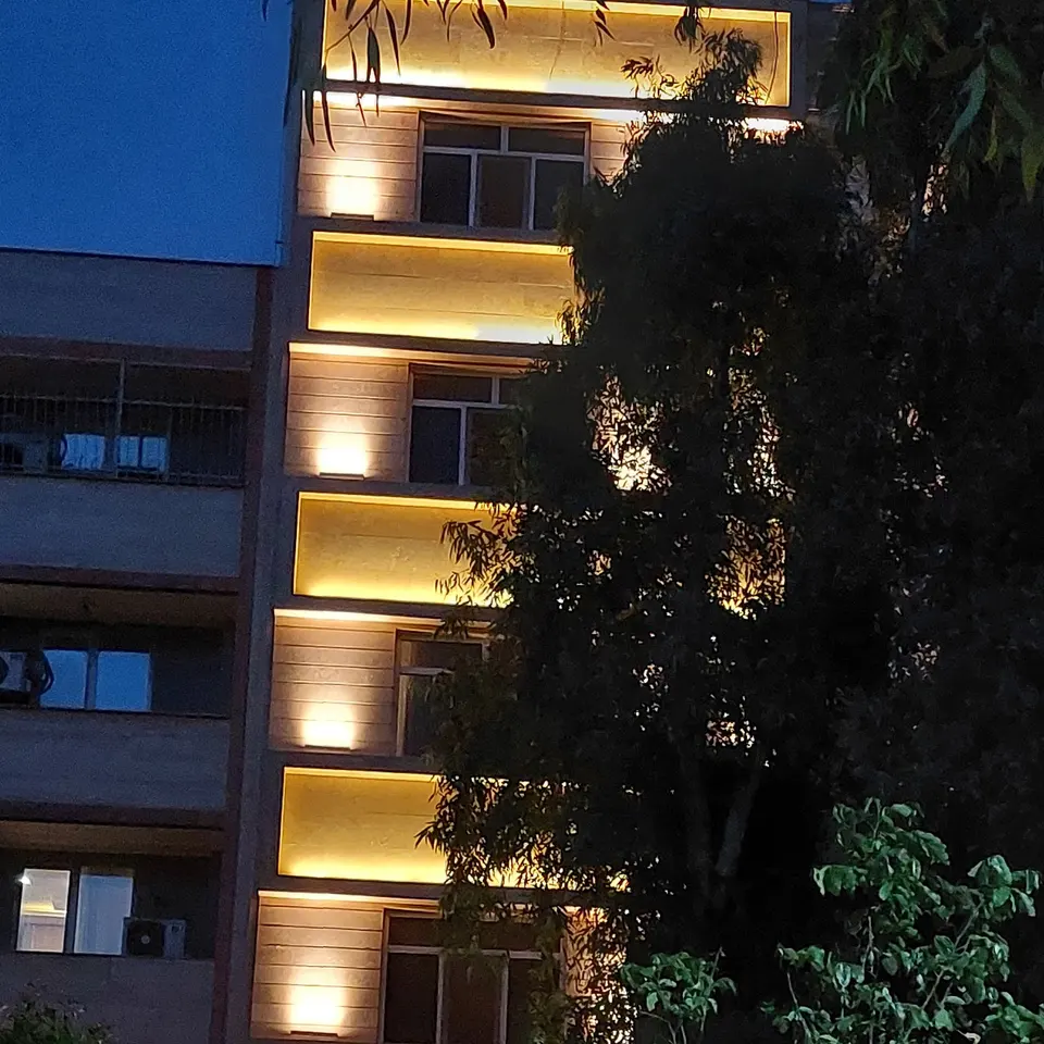 Aramesh Hotel
