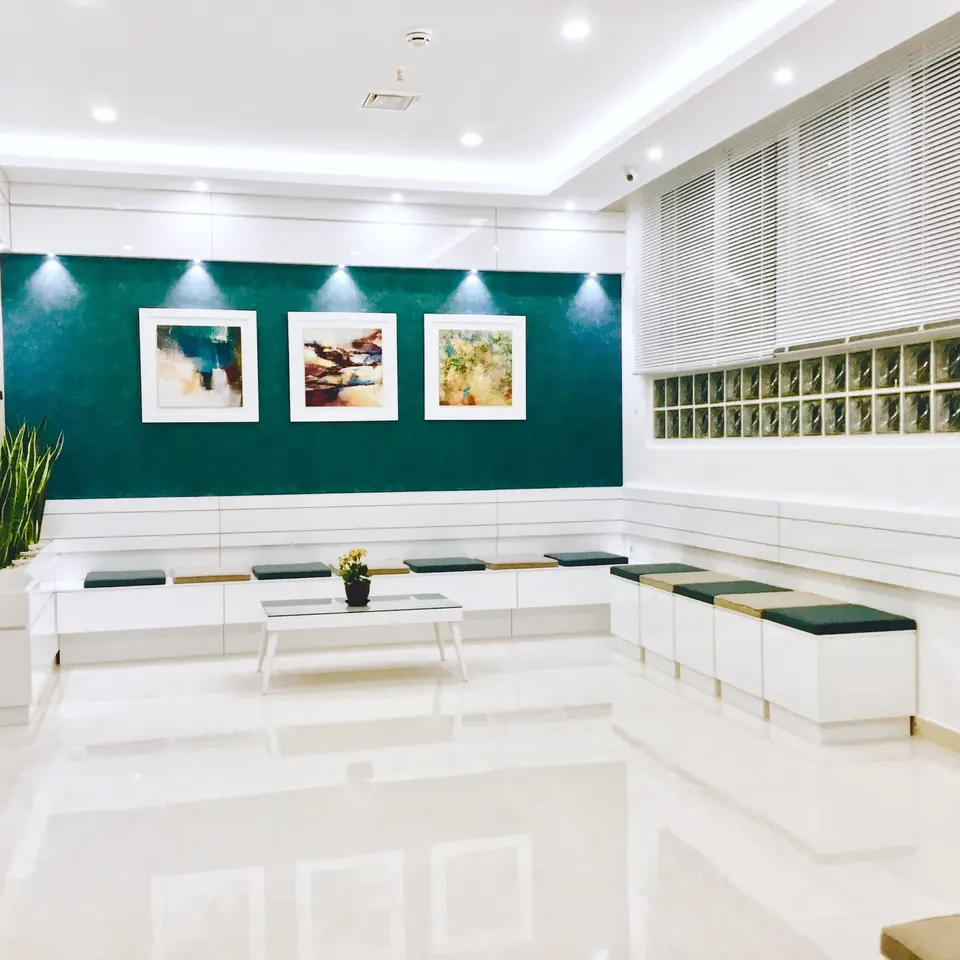 دکتر رضا باقری