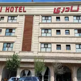 Naderi hotel