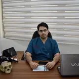 دکتر علی جمشیدی (فوق تخصص جراحی پلاستیک و زیبایی)
