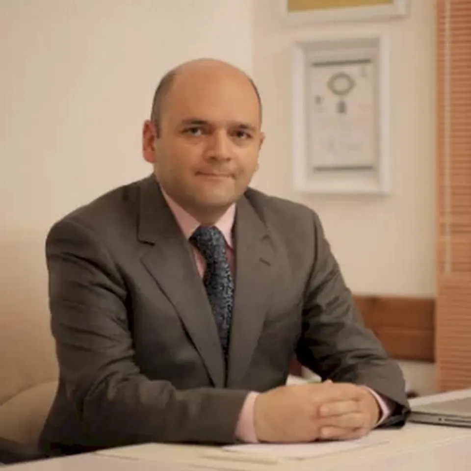 دکتر جهانگیر قربانی