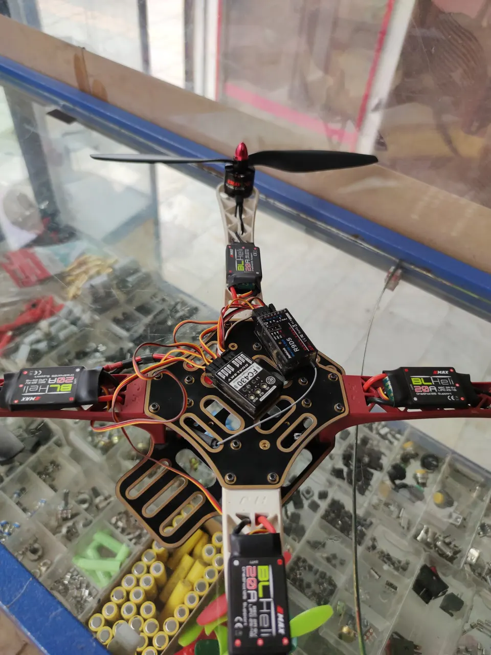 Electrical store Moqimi