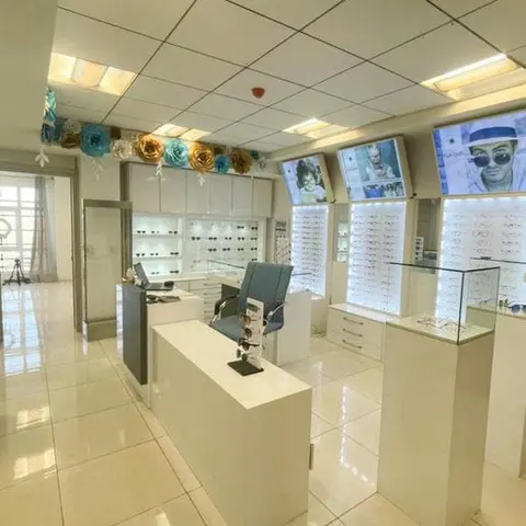 کلینیک اپتومتری هاکان