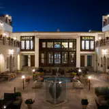 Atigh Traditional Hotel