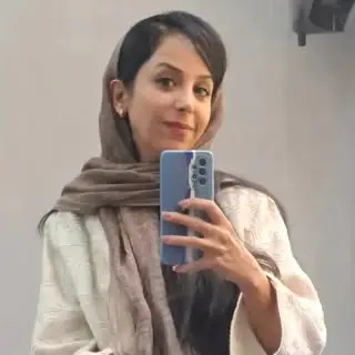 فائزه دهقان