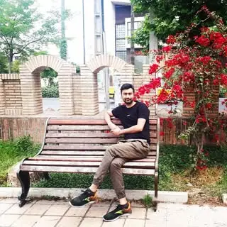 ایمان ابراهیمی