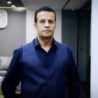 Dr.Siamak kouraki