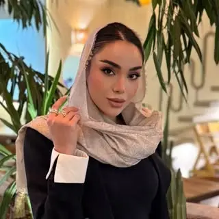 سارا کاظمی/میکروبلیدینگ/فیبروز/اصفهان