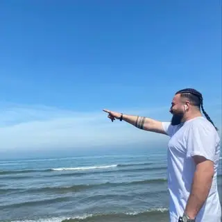 مشاور املاک پردیس املاک ویونا