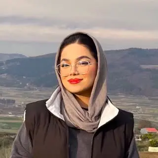 زهرا آهنگر|Zahra Ahangar