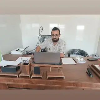 وحید اهنگر