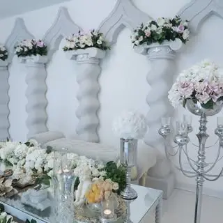 عمارت عقد سياره