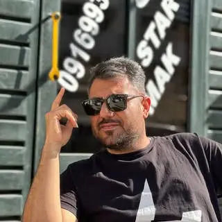 ?Mak.Star?رضا مکوندی