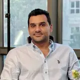 دکتر محمدحسین میری |  تزریق تخصصی فیلر لب