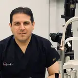دکتر محمد پارسامنش لیزیک فمتولیزیک اسمایل